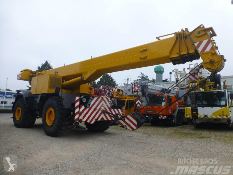 Grua Liebherr LTL 1060