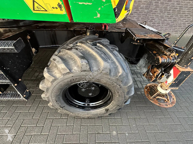 Grua Sennebogen 608 MULTICRANE/ROUGH TERRAIN...