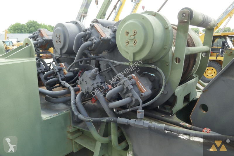 Gru Grove RT875 Ex-army
