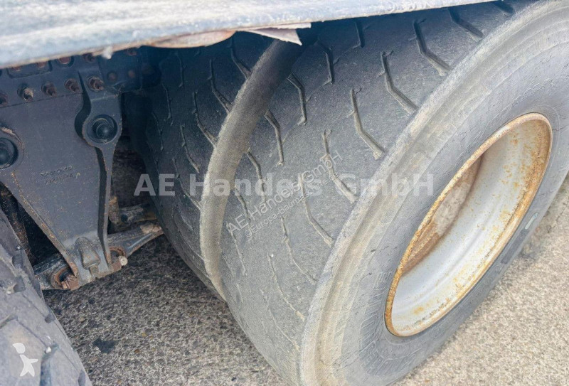 رافعة Volvo
