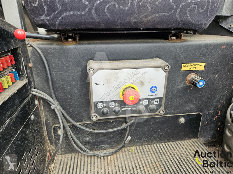 Grúa Palfinger M 110 L 83