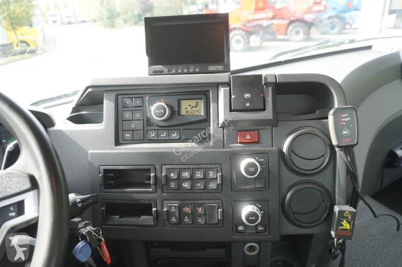 Grue Renault C380 DTI 11 6x4 / Fassi F235A.0.24...
