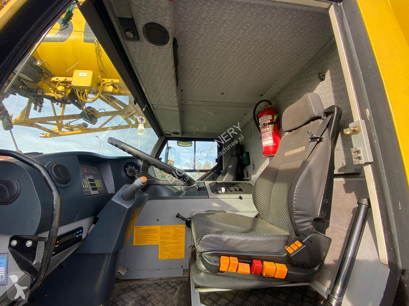 Grua Liebherr 1055/1