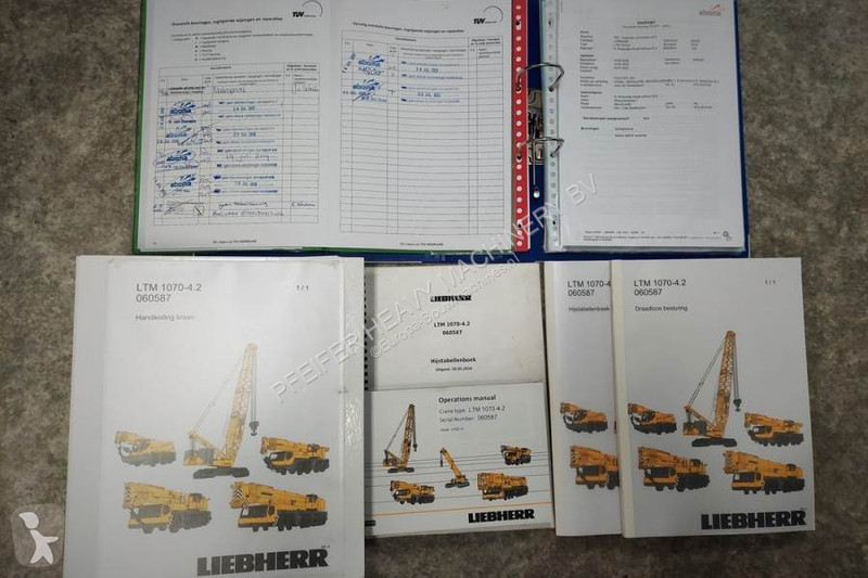 Kran Liebherr 1070-4.2 Dutch Vehicle...