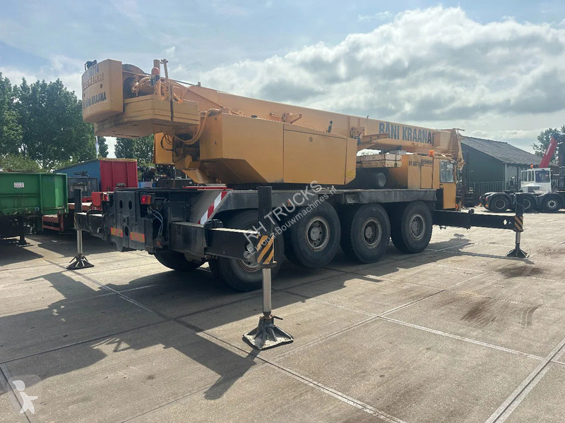 Kran Liebherr 1070 8X8