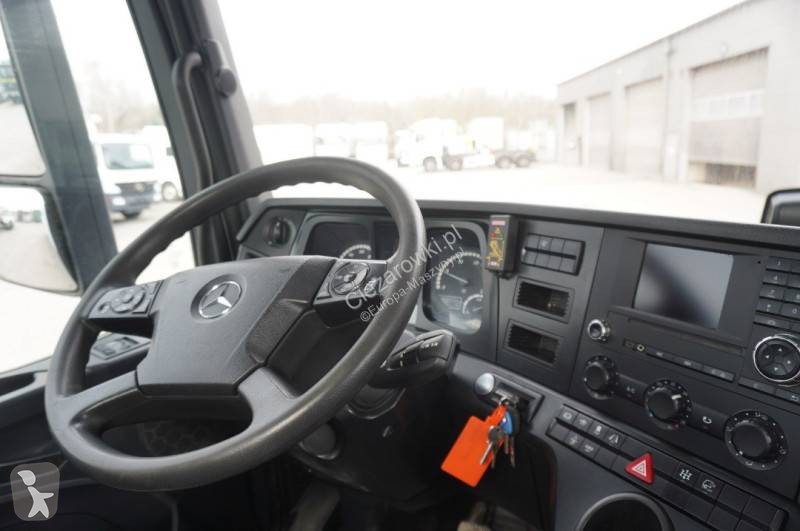 Žeriav Mercedes Arocs 2633 flatbed truck /...