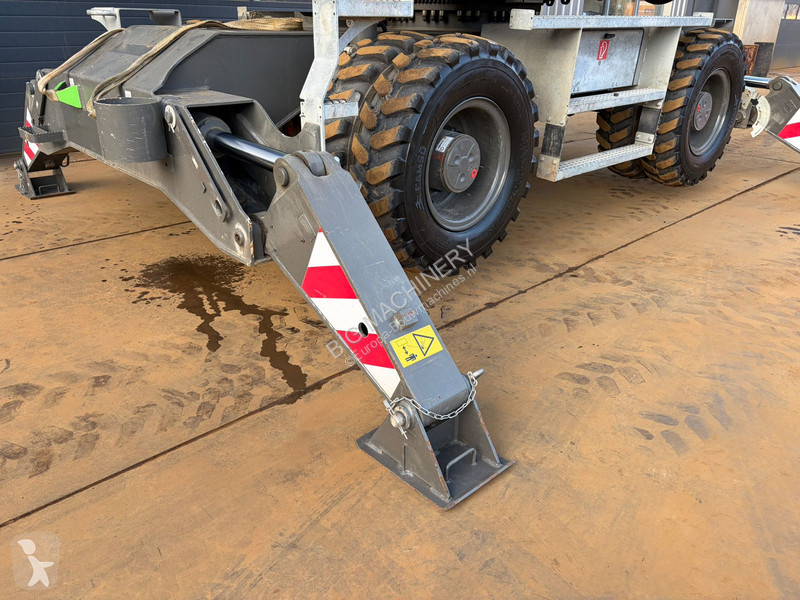 Skovl Sennebogen 613E