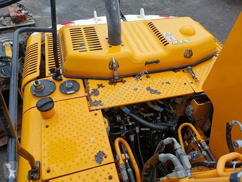Kran JCB JS160HR tracked waste industry handler...