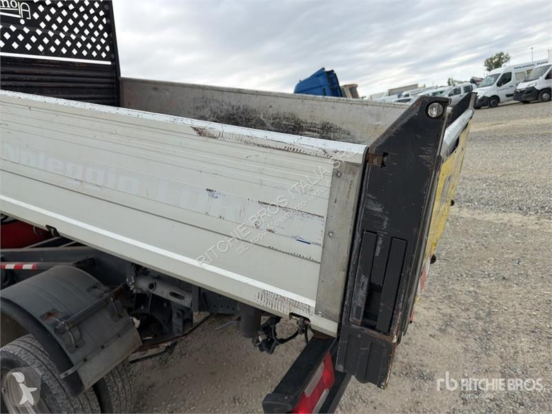 رافعة Iveco Palfinger PK3400 990 kg on  Iveco...