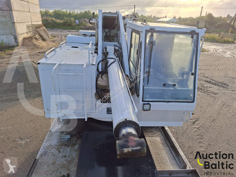 Grue Mercedes Actros 3331