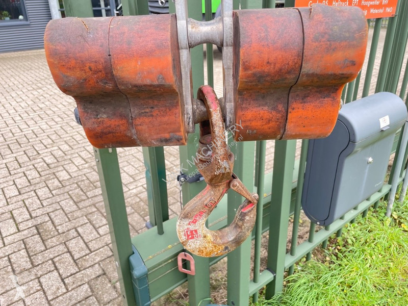 Grua Böcker AK 44/4000