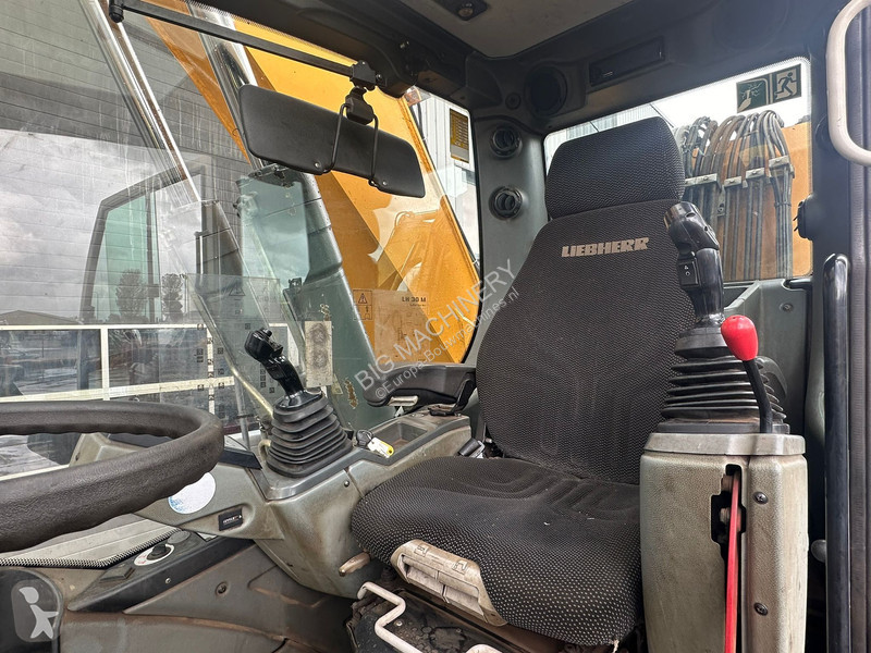 Žeriav Liebherr LH30 M - Material Handler