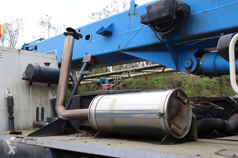 Macara Liebherr 1025