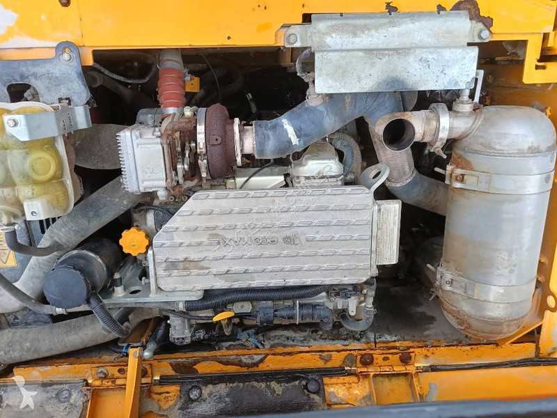 Kran JCB JS160HR tracked waste industry handler...