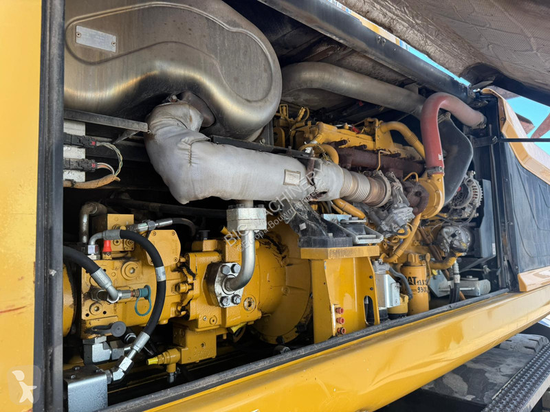 Kran Caterpillar MH3022