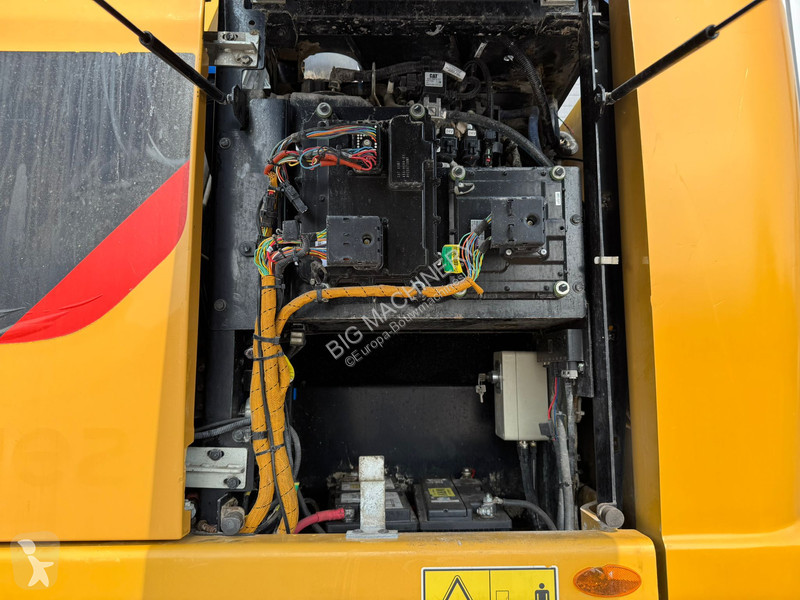 Kran Caterpillar MH3024