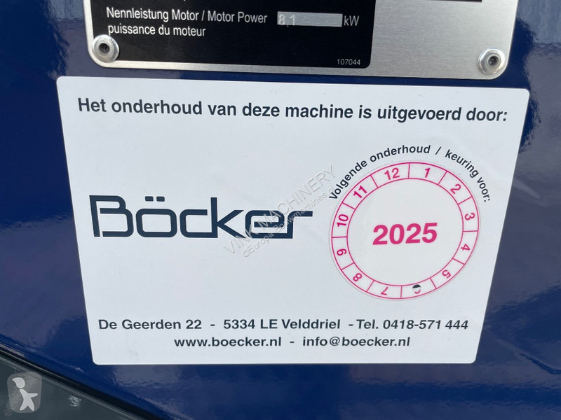 Grua Böcker AHK 36E