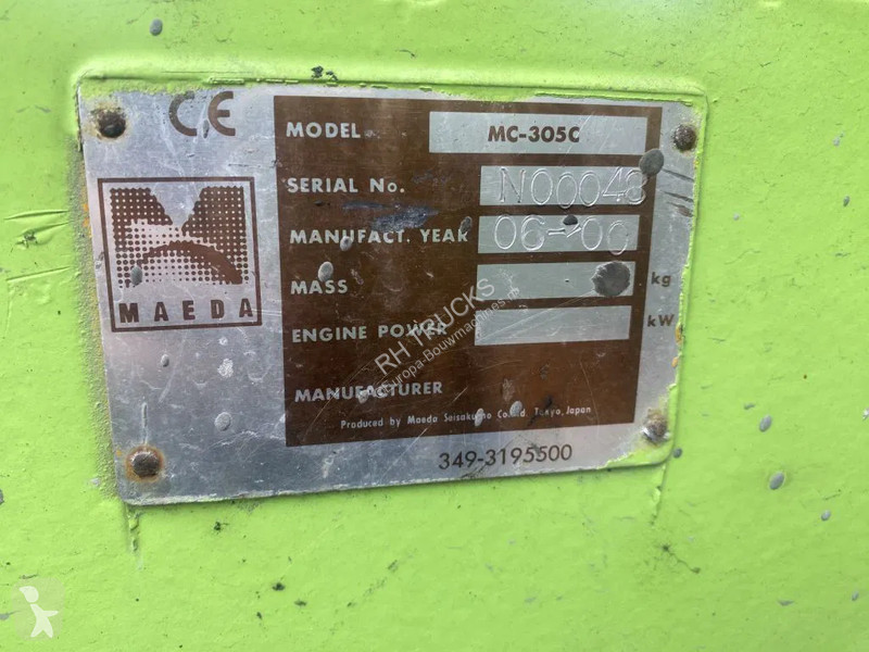 Grua Maeda MC-305C