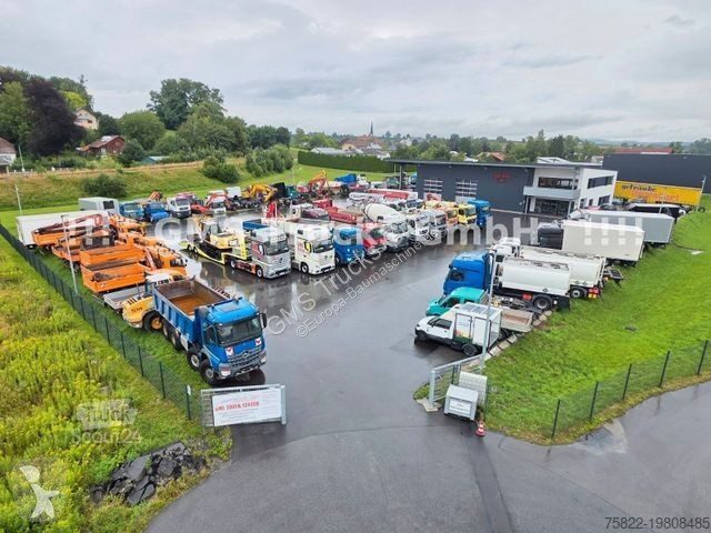 Ledat fordon DAF CF / 6X4 Blatt / 28m Fassi...