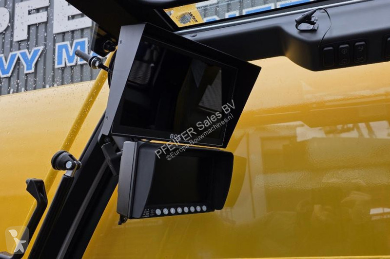 Žeriav Grove GMK5150XL Available For Rent,...