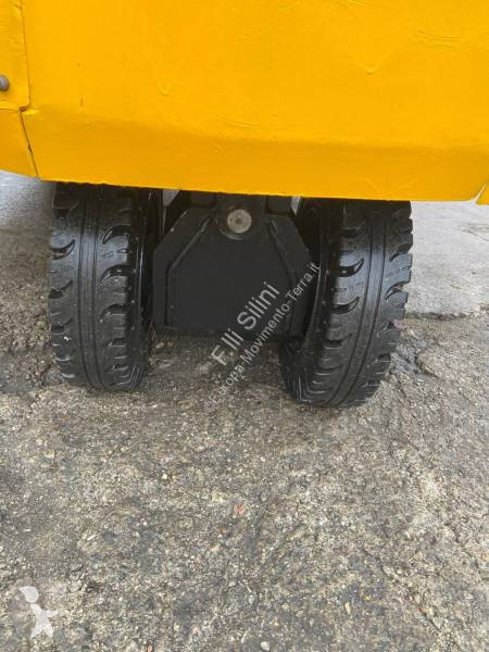 Jeřáb Manghi  P80