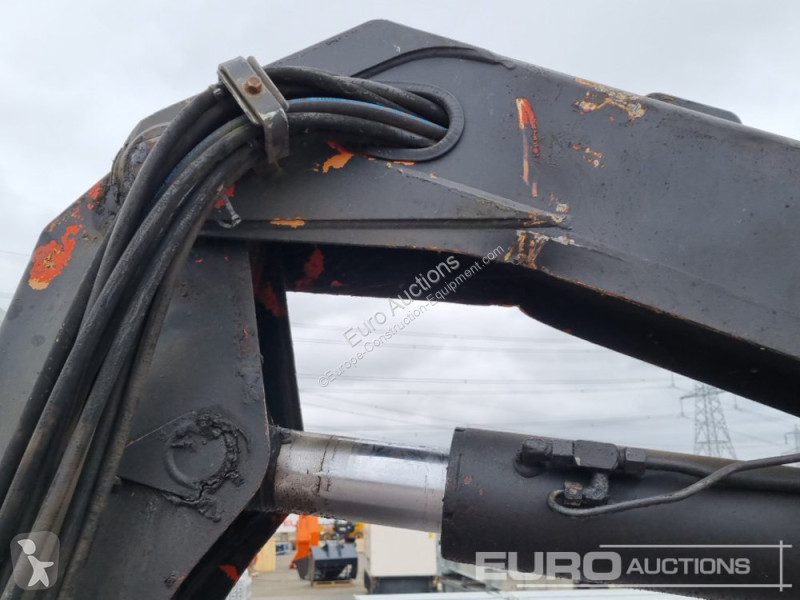 Macara  PE8000