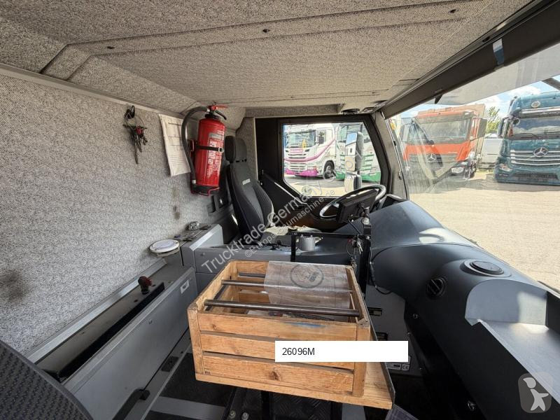 Macara Liebherr MK100