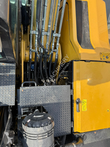 Kran Caterpillar MH3024