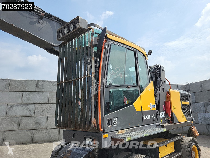 Graafmachine Volvo EW220 E