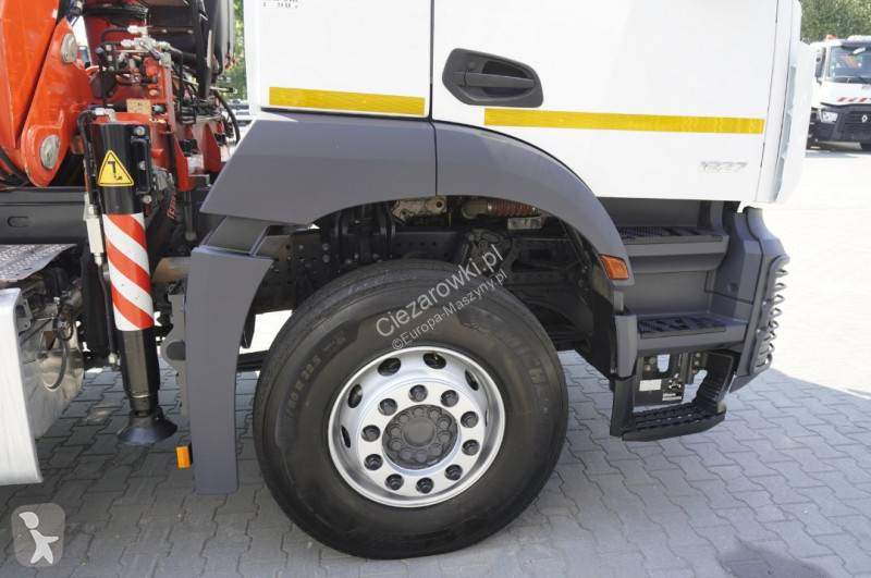 Jeřáb Mercedes Arocs 1827 4x2 / 70 tys km!!! /...