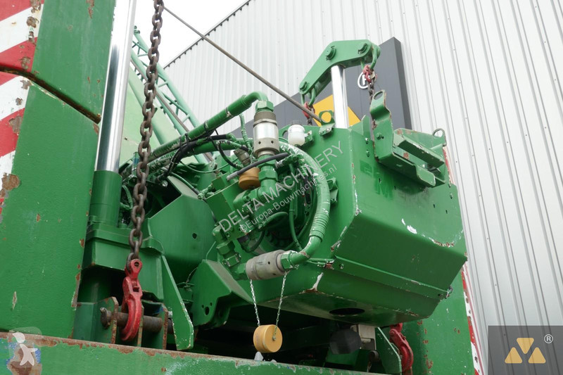رافعة Liebherr 1100