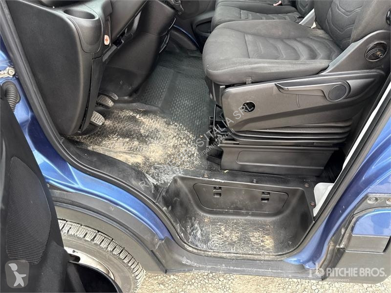 Kran Iveco HC Industrie HC33A3 700 kg on  Iveco...
