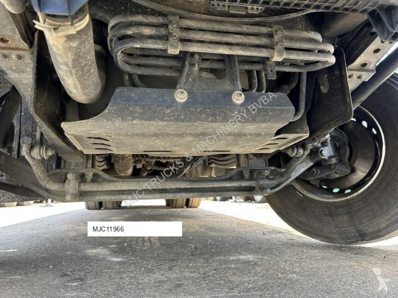 Kamion MAN TGX 35420 8x4-4 TRIDEM + CRANE...