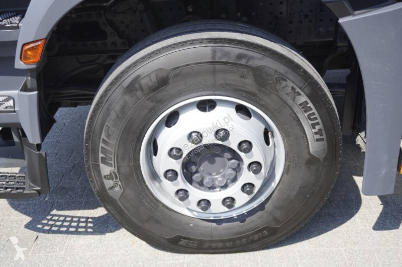 Jeřáb Mercedes Arocs 1827 4x2 / 70 tys km!!! /...
