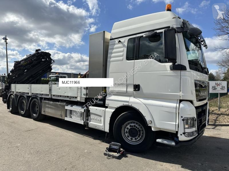Kamion MAN TGX 35420 8x4-4 TRIDEM + CRANE...
