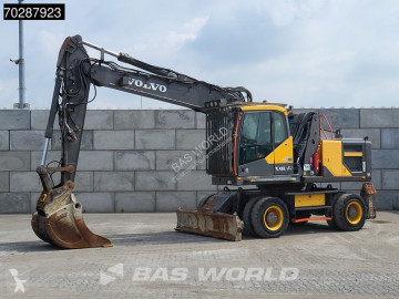 Excavadora de ruedas Volvo