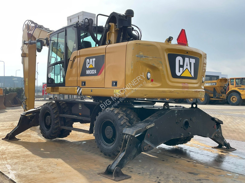 Jeřáb Caterpillar MH3024