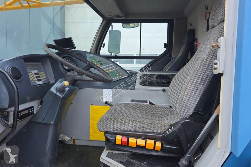 Kran Liebherr 1045-3.1 As-Is, Non working,...