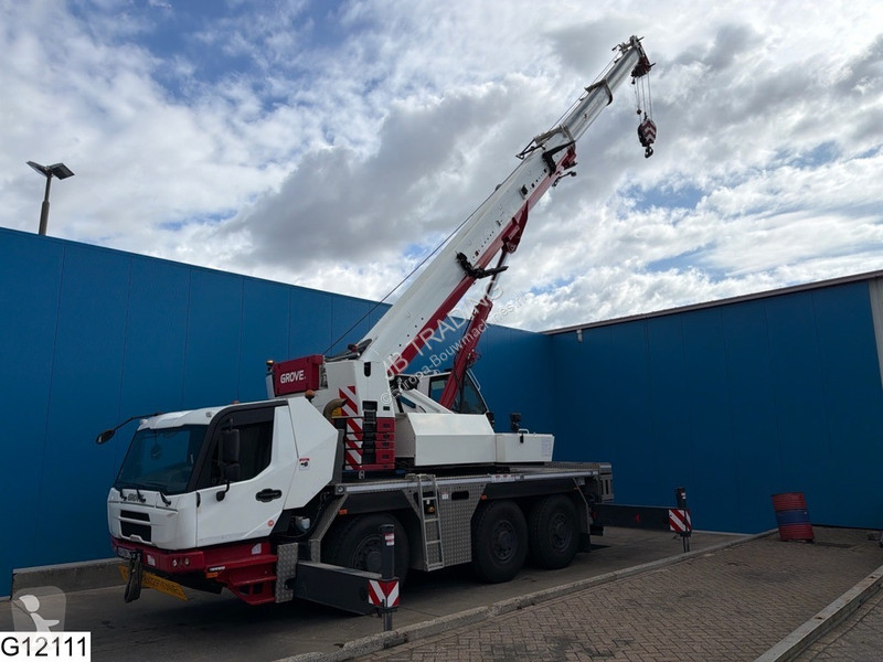 Žeriav Grove GMK3060L-1 6x6, 60.000 kg, 48 m