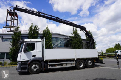 Grue mobile Mercedes