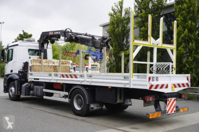 Grue mobile Mercedes