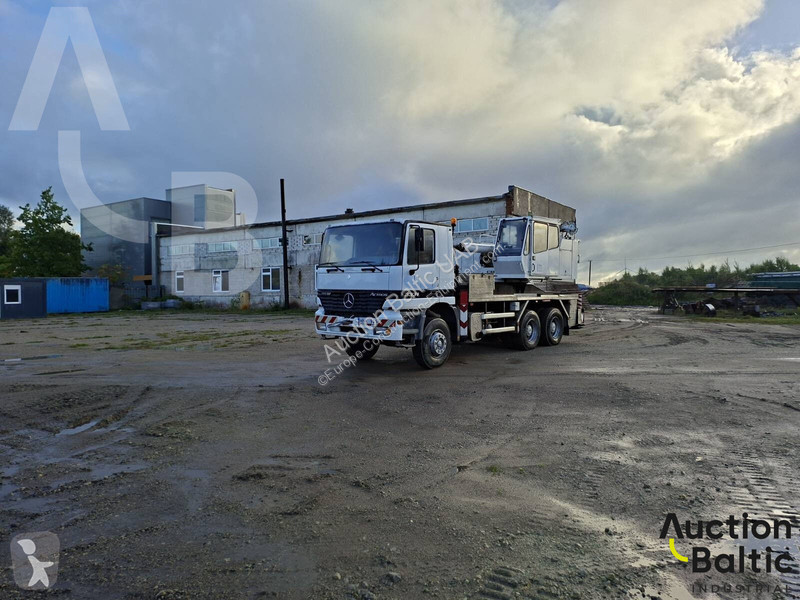 Grue Mercedes Actros 3331