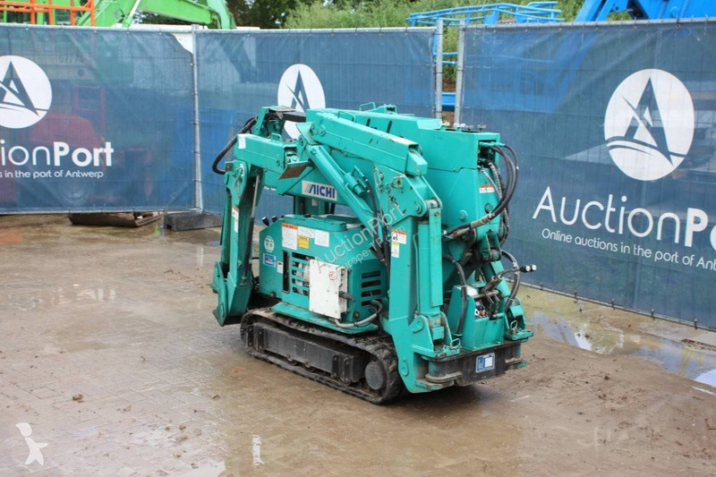 Grue Aichi UJ012