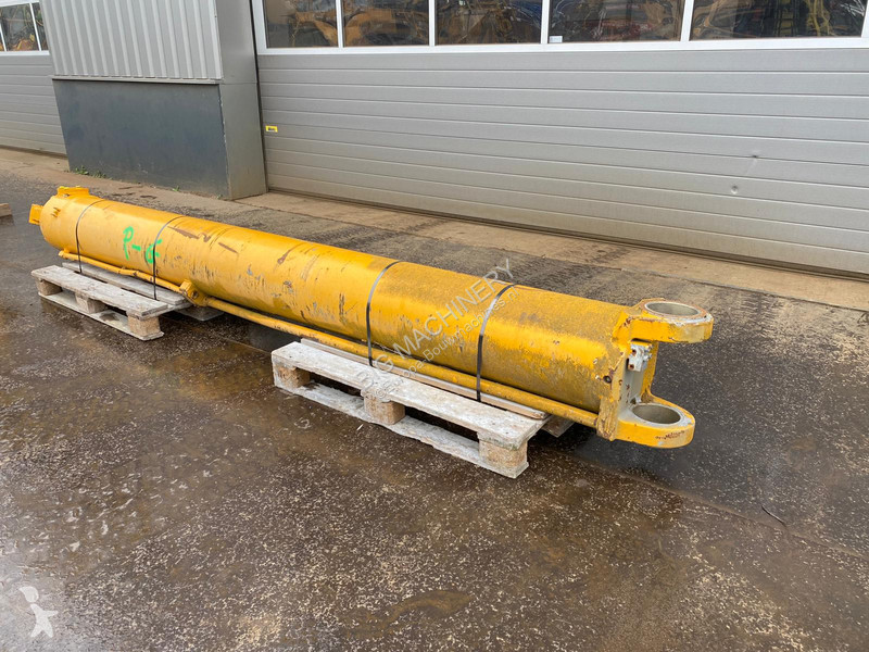 Kran Liebherr 1100 Hefcilinder / Boom cylinder
