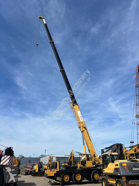 Žeriav Liebherr 1035-3 .