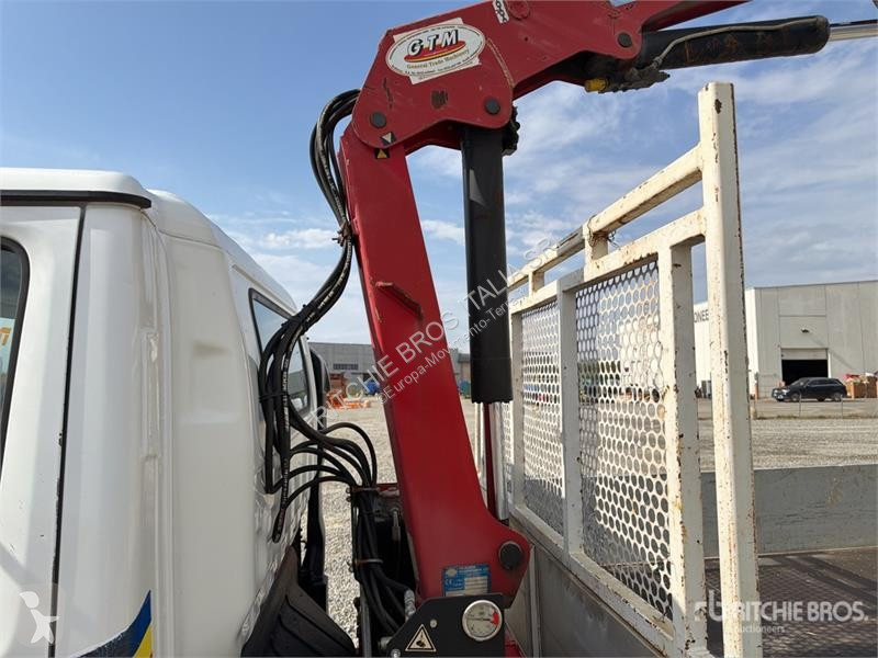 Dźwigi Isuzu 340K2 995 kg on Isuzu NPR77...