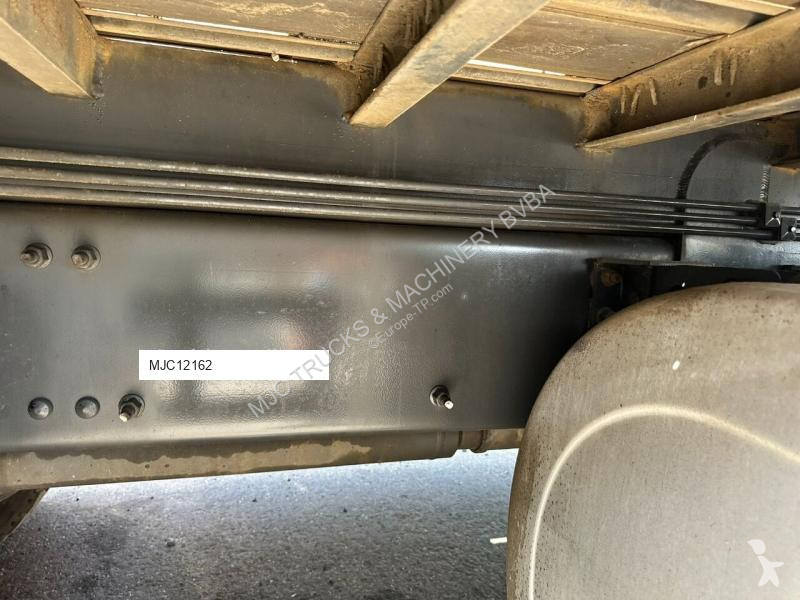 Camion Volvo FMX 330 8x4 TRIDEM + CRANE EFFER...