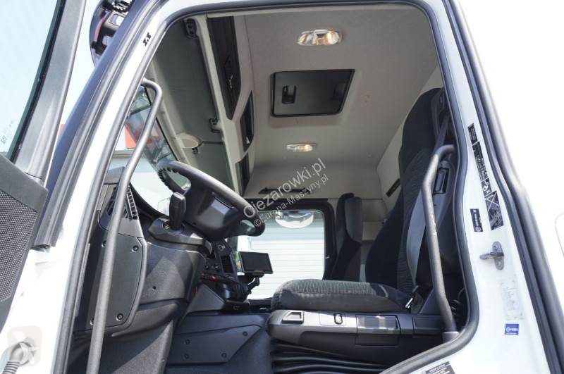 Jeřáb Mercedes Arocs 1827 4x2 / 70 tys km!!! /...