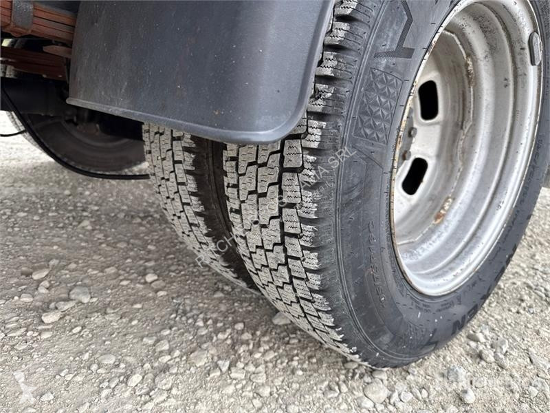 Kran Iveco HC Industrie HC33A3 700 kg on  Iveco...
