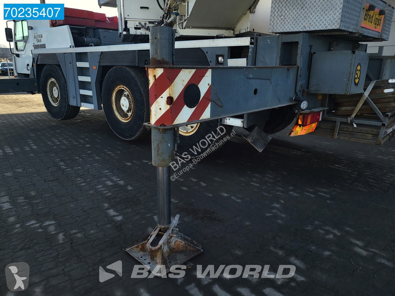 Macara Liebherr 1055-1 FROM FIRST OWNER